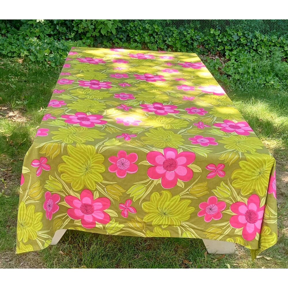 Vera Neumann Tablecloth Green Pink Floral Cotton 58" x 100" Mod MCM - Picture 8 of 8